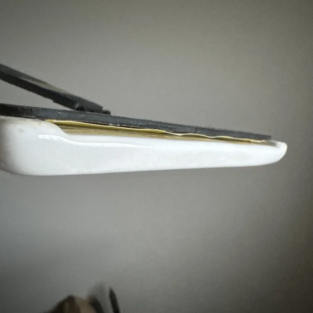 The Unbranded Brand plastic cover